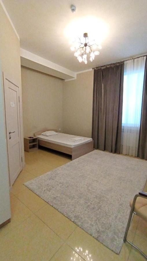 Station Hostel Atyrau Bagian luar foto