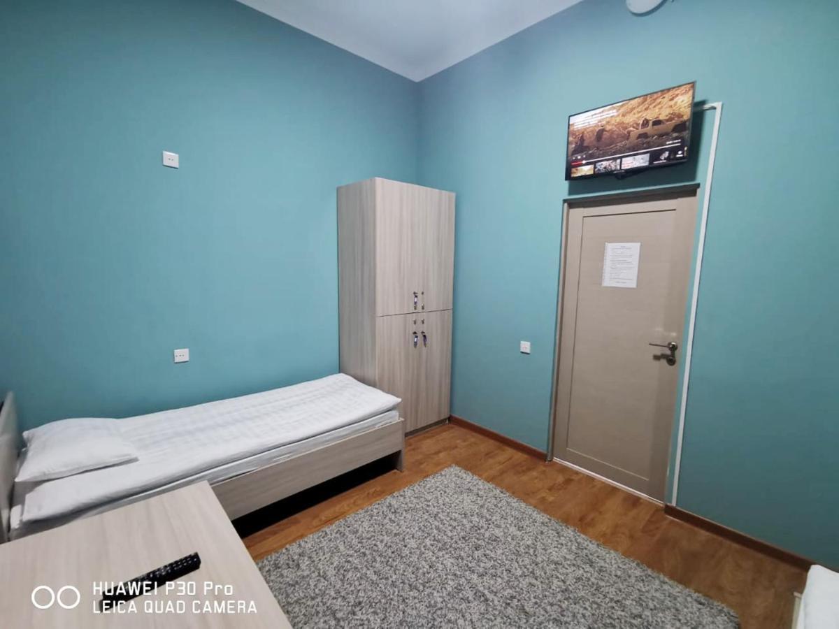 Station Hostel Atyrau Bagian luar foto