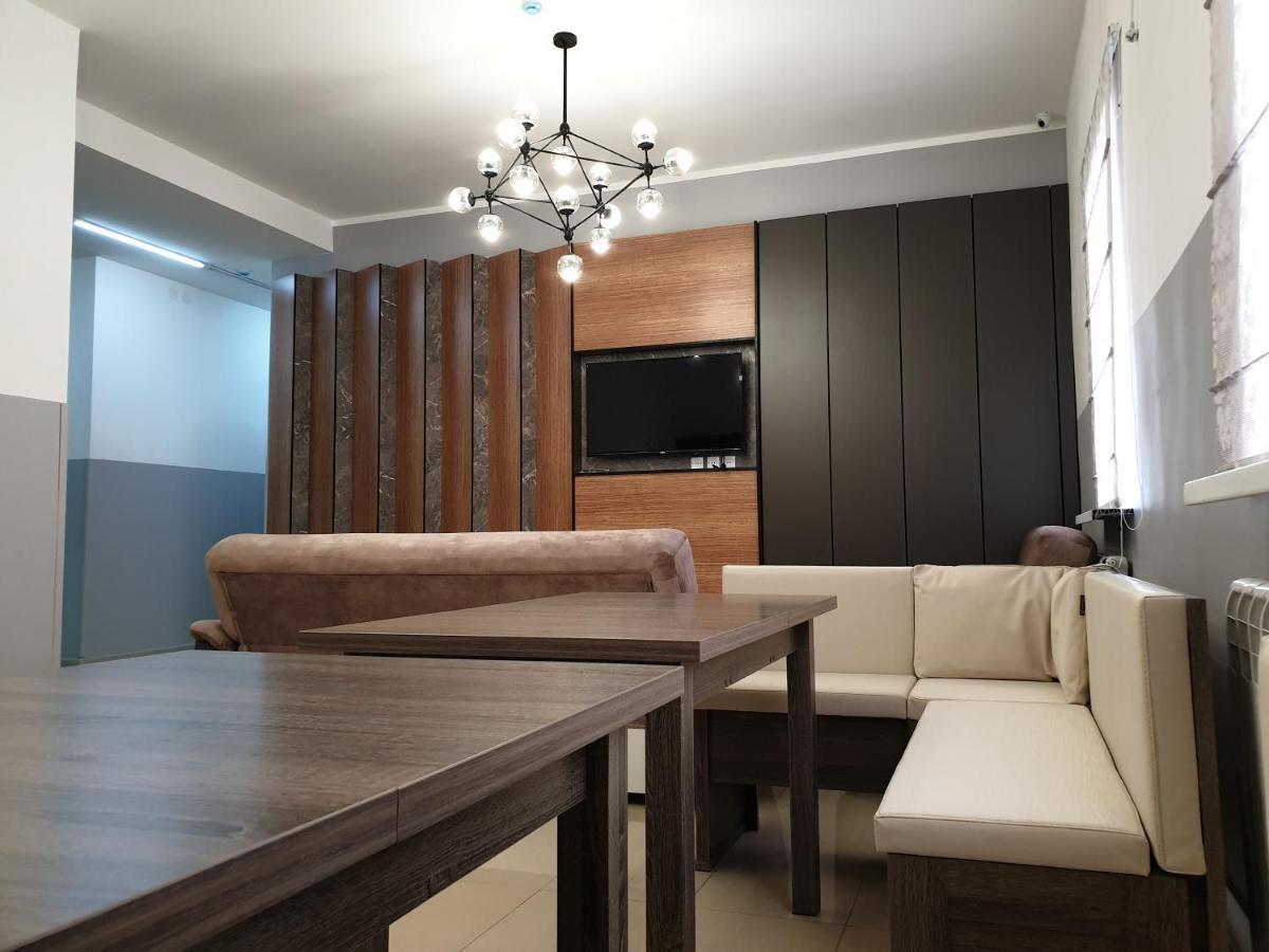 Station Hostel Atyrau Bagian luar foto