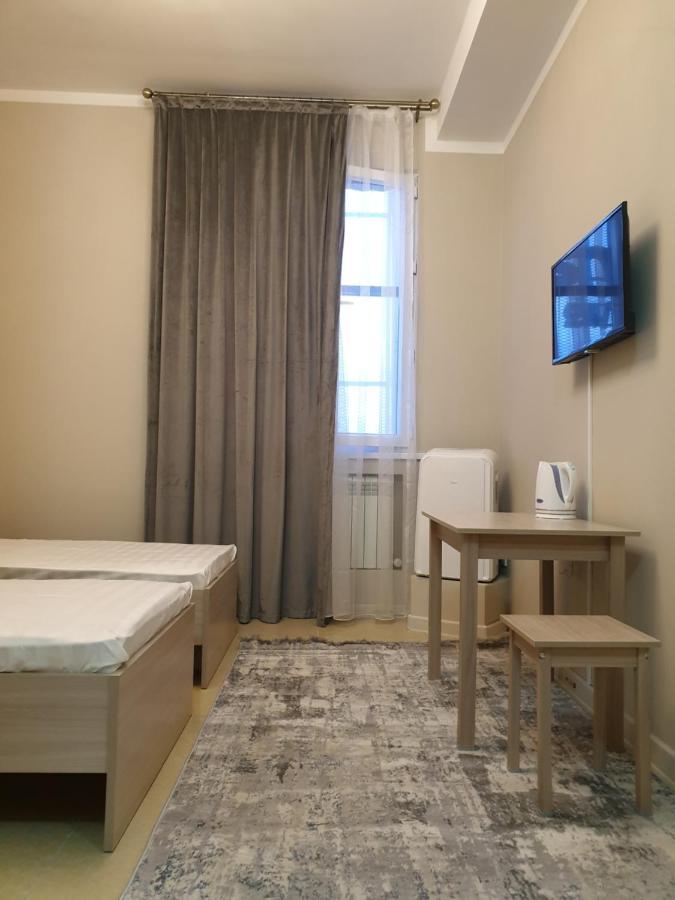 Station Hostel Atyrau Bagian luar foto